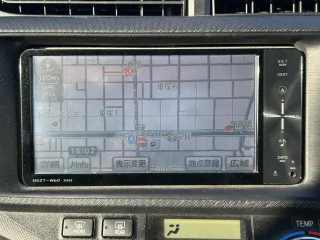 トヨタ アクア G 岡山県 2013(平25)年 15.5万km ブラック 登録時走行距離154273km/純正ナビ/地デジTV(AM/FM/CD/DVD/Bluetooth)/バックカメラ/ETC/ヘッドライトレベライザー/アイドリングストップ/電動格納ミラー/シートヒーター/オートライト/純正フロアマット/プッシュスタート/スマートキー/レザーシートカバー/保証書/取扱説明書