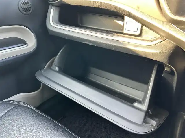 トヨタ アクア G 岡山県 2013(平25)年 15.5万km ブラック 登録時走行距離154273km/純正ナビ/地デジTV(AM/FM/CD/DVD/Bluetooth)/バックカメラ/ETC/ヘッドライトレベライザー/アイドリングストップ/電動格納ミラー/シートヒーター/オートライト/純正フロアマット/プッシュスタート/スマートキー/レザーシートカバー/保証書/取扱説明書