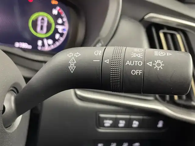 マツダ ＣＸ－６０ XD HV エクスクルーシブスポーツ 大阪府 2022(令4)年 2.9万km パール 4WD/i-ACTIVSENSE/　・スマート・ブレーキ・サポート（SBS）/　・交差点事故防止機能/　・後側方接近車両検知（RCTA）/　・衝突二次被害軽減システム/　・ドライバー異常時対応システム/　・マツダ・レーダー・クルーズ・コントロール（MRCC）/　・クルージング＆トラフィック・サポート（CTS）/　・360°ビューモニター/　・アクティブ・ドライビング・ディスプレイ/ガラスルーフ/BOSEプレミアサウンド/純正ナビ（TV／BT）/パワーバックドア/LEDヘッドライト/レザーシート/パワーシート/純正20インチアルミホイール/ヘッドアップディスプレイ/パドルシフト