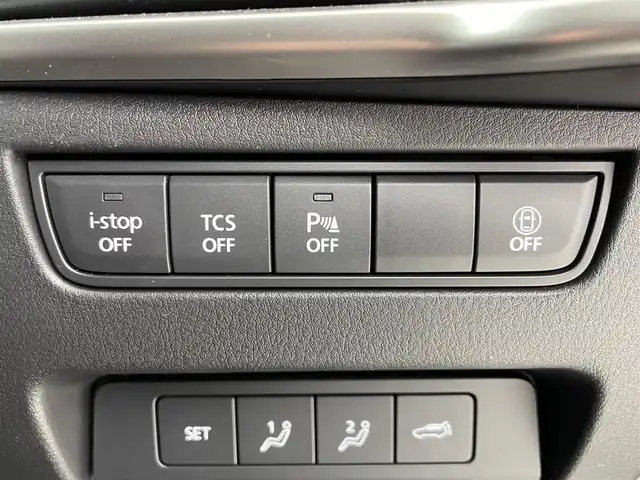 マツダ ＣＸ－６０ XD HV エクスクルーシブスポーツ 大阪府 2022(令4)年 2.9万km パール 4WD/i-ACTIVSENSE/　・スマート・ブレーキ・サポート（SBS）/　・交差点事故防止機能/　・後側方接近車両検知（RCTA）/　・衝突二次被害軽減システム/　・ドライバー異常時対応システム/　・マツダ・レーダー・クルーズ・コントロール（MRCC）/　・クルージング＆トラフィック・サポート（CTS）/　・360°ビューモニター/　・アクティブ・ドライビング・ディスプレイ/ガラスルーフ/BOSEプレミアサウンド/純正ナビ（TV／BT）/パワーバックドア/LEDヘッドライト/レザーシート/パワーシート/純正20インチアルミホイール/ヘッドアップディスプレイ/パドルシフト