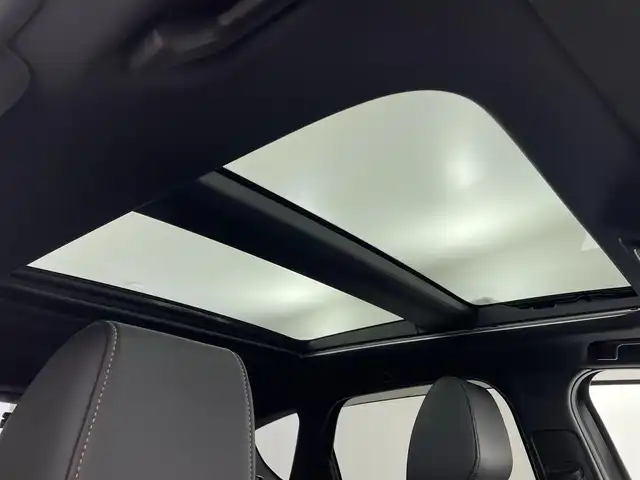 マツダ ＣＸ－６０ XD HV エクスクルーシブスポーツ 大阪府 2022(令4)年 2.9万km パール 4WD/i-ACTIVSENSE/　・スマート・ブレーキ・サポート（SBS）/　・交差点事故防止機能/　・後側方接近車両検知（RCTA）/　・衝突二次被害軽減システム/　・ドライバー異常時対応システム/　・マツダ・レーダー・クルーズ・コントロール（MRCC）/　・クルージング＆トラフィック・サポート（CTS）/　・360°ビューモニター/　・アクティブ・ドライビング・ディスプレイ/ガラスルーフ/BOSEプレミアサウンド/純正ナビ（TV／BT）/パワーバックドア/LEDヘッドライト/レザーシート/パワーシート/純正20インチアルミホイール/ヘッドアップディスプレイ/パドルシフト