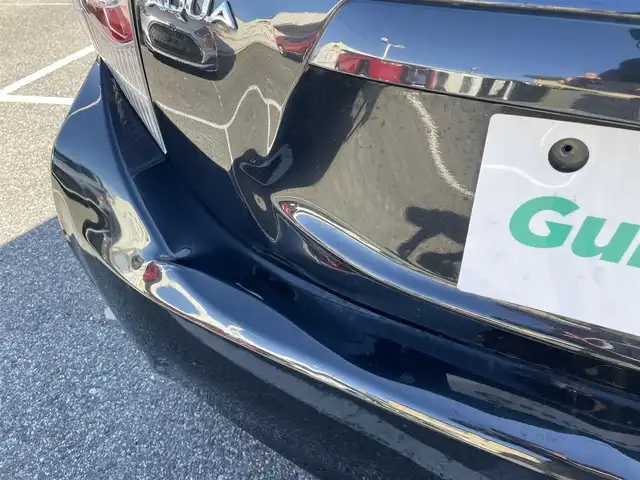 トヨタ アクア G 千葉県 2013(平25)年 7万km ブラックマイカ 純正ナビ【ワンセグ、BT、CD、AUX】/純正ホイールキャップ/純正フロアマット/ビルトインETC/ウインカー付き電動格納ミラー/エコ・EVモード/レベライザー/ドアバイザー/リモコンキー/保証書/取説/ナビ説