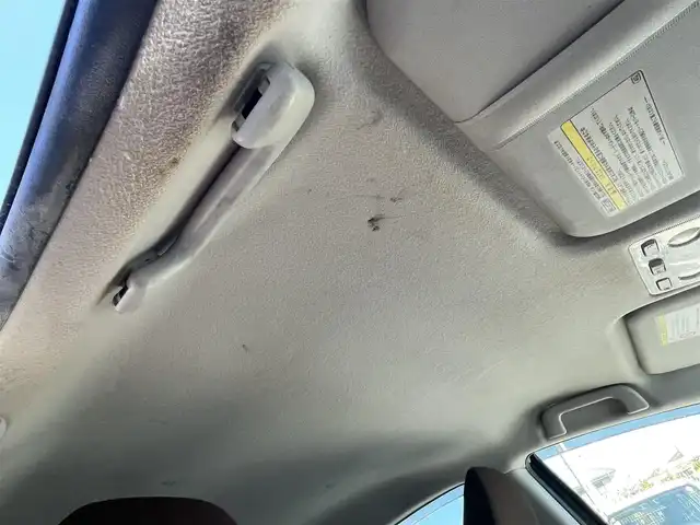 トヨタ アクア G 千葉県 2013(平25)年 7万km ブラックマイカ 純正ナビ【ワンセグ、BT、CD、AUX】/純正ホイールキャップ/純正フロアマット/ビルトインETC/ウインカー付き電動格納ミラー/エコ・EVモード/レベライザー/ドアバイザー/リモコンキー/保証書/取説/ナビ説