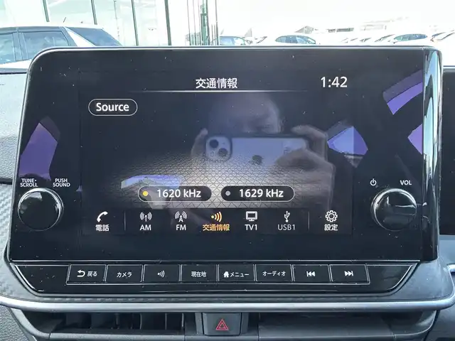 日産 ノート X 島根県 2022(令4)年 5.7万km ビビットブルー / スーパーブラック 2トーン 登録時走行距離57993km/ワンオーナー/Nissan　Connectナビ/フルセグテレビ(走行中視聴可能)/Bluetooth/HDMI/プロパイロット/全周囲カメラ/デジタルインナーミラー/ブラインドスポットモニター/ハンドルヒーター/シートヒーター(運転席・助手席)/純正ドライブレコーダー/ETC/LEDヘッドライト/フォグランプ/オートライト/ウィンカーミラー/ドアバイザー/ステアリングスイッチ/禁煙車/保証書/取扱説明書