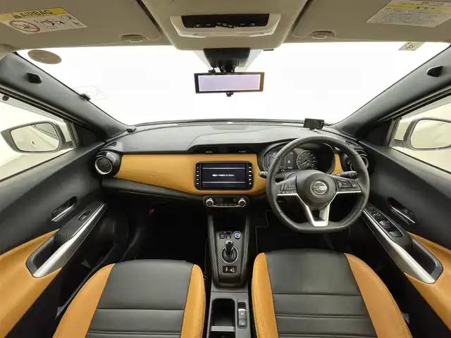 日産 キックス X ツートーンインテリアED 熊本県 2021(令3)年 5.1万km ブリリアントホワイトパール 純正ナビ（ＣＤ・ＤＶＤ・フルセグ・ＢＴ・ＵＳＢ）/アラウンドビューモニター/ビルトインＥＴＣ　/前後クリアランスソナー　/レーダークルーズコントロール　/プロパイロット/エマージェンシーブレーキ/車線逸脱警報/車線逸脱防止支援システム/前席シートヒーター　/ステアリングヒーター/インテリジェントルームミラー/純正フロアマット/純正17インチAW/オートライト/オートマチックハイビーム/LEDヘッドライト/フォグライト/スマートキー/プッシュスタート