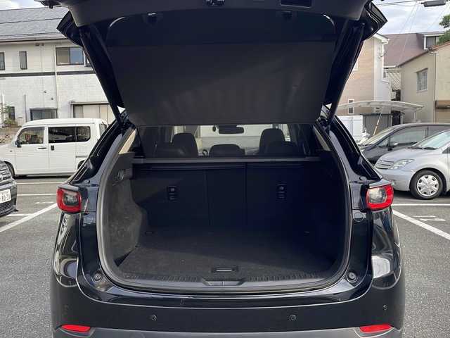 マツダ ＣＸ－５ XD Lパッケージ 福岡県 2022(令4)年 3.9万km ジェットブラックマイカ ワンオーナー/純正ナビ/（AM/FM/USB/Bluetooth/フルセグTV）/クルーズコントロール追従あり/レーンキープ/オフロードトラクションアシスト/アラウンドビューモニター/アイドリングストップ/パーキングアシスト/オートホールド/ヒートシーター（運転席/助手席）/ハンドルヒーター/パワーシート（運転席/助手席）/ハンズフリー/トランクオープンスイッチ/ETC/ドライブレコーダー（前後）/置くだけ充電/オートライト/フォグランプ/純正フロアマット/純正アルミホイール/電格ミラー/プッシュスタート/保証書/取扱説明書/スペアキー×１