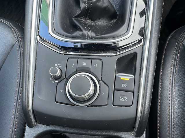 マツダ ＣＸ－５ XD Lパッケージ 福岡県 2022(令4)年 3.9万km ジェットブラックマイカ ワンオーナー/純正ナビ/（AM/FM/USB/Bluetooth/フルセグTV）/クルーズコントロール追従あり/レーンキープ/オフロードトラクションアシスト/アラウンドビューモニター/アイドリングストップ/パーキングアシスト/オートホールド/ヒートシーター（運転席/助手席）/ハンドルヒーター/パワーシート（運転席/助手席）/ハンズフリー/トランクオープンスイッチ/ETC/ドライブレコーダー（前後）/置くだけ充電/オートライト/フォグランプ/純正フロアマット/純正アルミホイール/電格ミラー/プッシュスタート/保証書/取扱説明書/スペアキー×１