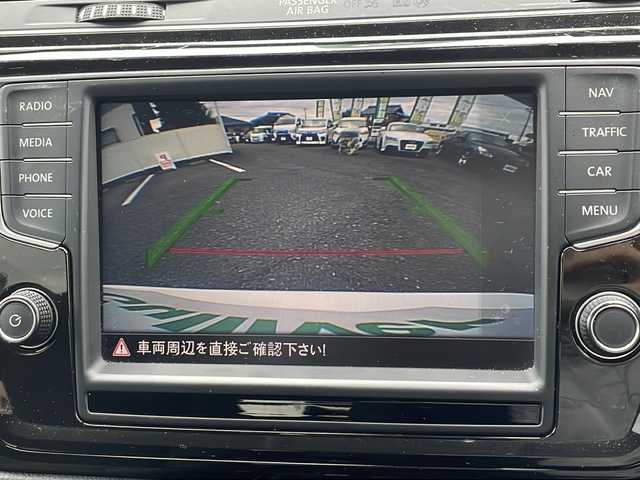 フォルクスワーゲン ゴルフ トゥーラン TSI ハイライン 愛知県 2017(平29)年 8.6万km ピュアホワイト ACC/メーカーナビ/バックカメラ/シートヒーター/ブレーキホールド/ＥＴＣ/ＵＳＢ入力端子/スタッドレスタイヤ４本積載/保証書/取扱説明書