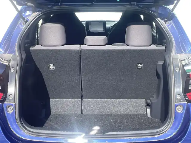 トヨタ ヤリス ハイブリッド G 三重県 2020(令2)年 5.1万km ダークブルーマイカM 純正ディスプレイオーディオ/バックカメラ/トヨタセーフティセンス/先行車発進告知機能/ハロゲンヘッドライト/オートライト/ボディ同色オート電動格納ドアミラー/LEDリアコンビネーションランプ/185/60R15 タイヤ/15インチアルミホイール（純正オプション）/デジタルメーター/ETC2.0/バニティミラー（運転席）/スマートエントリー/プッシュスタート