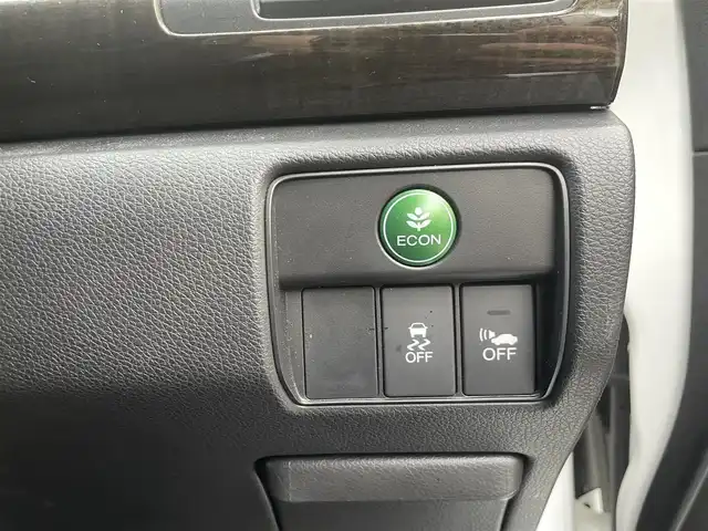 ホンダ アコード ハイブリッド LX 福岡県 2013(平25)年 12.3万km ホワイトオーキッドパール 純正ディーラーナビ/・Bluetooth/・フルセグTV/・CD/DVD/・AM/FM/・USB/・AUX/クルーズコントロール/ハンズフリー/横滑り防止システム/オートライト/フォグランプ/電動格納ミラー/パワーシート（D/N）/ビルトインETC/ドライブレコーダー前後/EVモード/純正フロアマット/社外アルミホイール/保証書/取扱説明書/スペアキー×１/プッシュスタート