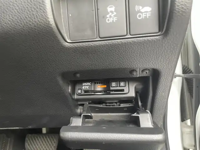 ホンダ アコード ハイブリッド LX 福岡県 2013(平25)年 12.3万km ホワイトオーキッドパール 純正ディーラーナビ/・Bluetooth/・フルセグTV/・CD/DVD/・AM/FM/・USB/・AUX/クルーズコントロール/ハンズフリー/横滑り防止システム/オートライト/フォグランプ/電動格納ミラー/パワーシート（D/N）/ビルトインETC/ドライブレコーダー前後/EVモード/純正フロアマット/社外アルミホイール/保証書/取扱説明書/スペアキー×１/プッシュスタート