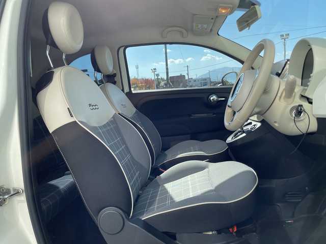 フィアット ５００ 1．2 ポップ 福岡県 2019(平31)年 7.4万km 白 純正ディスプレイオーディオ/（AM/FM/USB/BT）/ワンオーナー/リモコンキー/純正フロアマット/W+サイド+カーテンエアバッグ/保証書・記録簿・取扱説明書