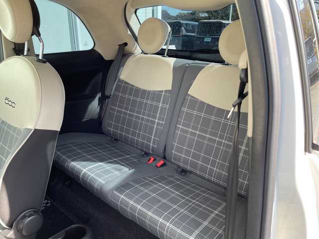 フィアット ５００ 1．2 ポップ 福岡県 2019(平31)年 7.4万km 白 純正ディスプレイオーディオ/（AM/FM/USB/BT）/ワンオーナー/リモコンキー/純正フロアマット/W+サイド+カーテンエアバッグ/保証書・記録簿・取扱説明書