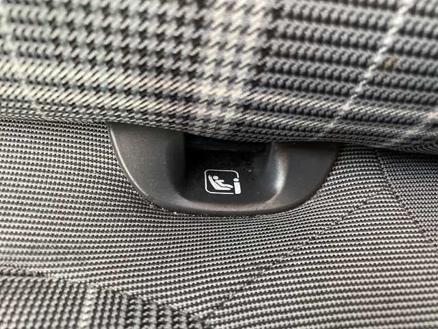 フィアット ５００ 1．2 ポップ 福岡県 2019(平31)年 7.4万km 白 純正ディスプレイオーディオ/（AM/FM/USB/BT）/ワンオーナー/リモコンキー/純正フロアマット/W+サイド+カーテンエアバッグ/保証書・記録簿・取扱説明書