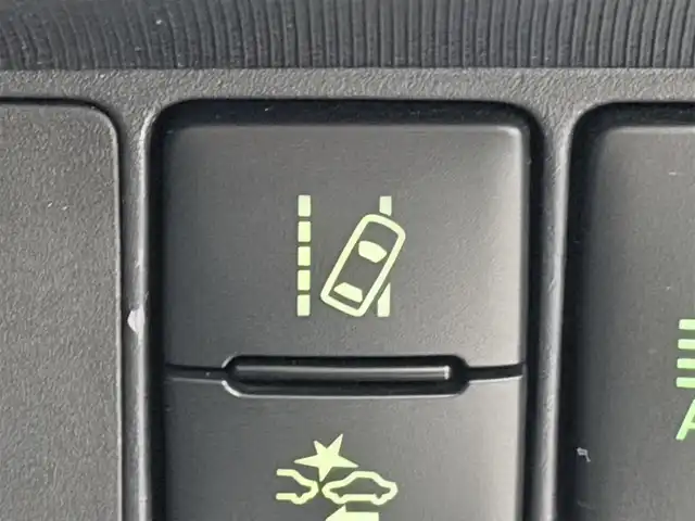 トヨタ アクア S スタイルブラック 大阪府 2019(令1)年 2.1万km ホワイトパールクリスタルシャイン 純正ナビTV バックカメラ 衝突軽減ブレーキ レーンアシスト オートハイビーム スマートキー プッシュスタート クリアランスソナー 前後ドライブレコーダー ETC