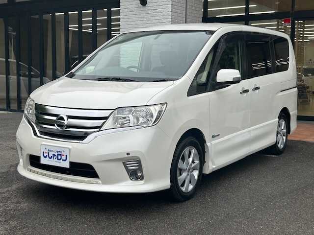 日産 セレナ ハイウェイスター Sハイブリッド 高知県 2012(平24)年 7.6万km ブリリアントホワイトパール (株)IDOMが運営する【じしゃロン高知店】の自社ローン専用車両になります。こちらは現金またはオートローンご利用時の価格です。自社ローンご希望の方は別途その旨お申付け下さい