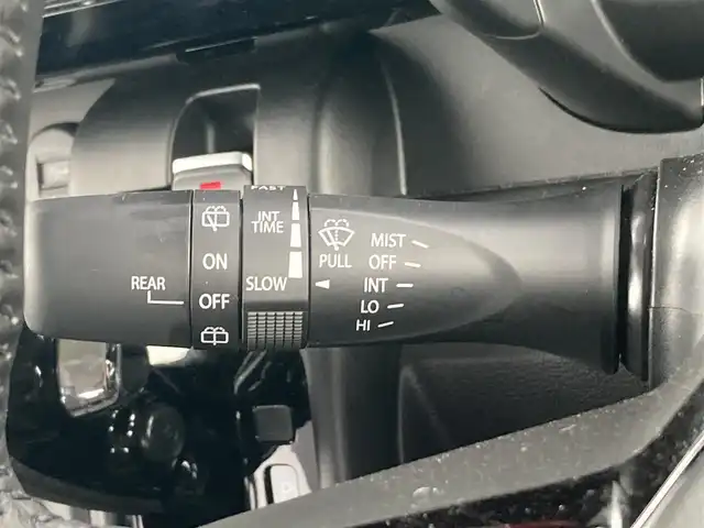 スズキ スペーシア カスタム HYBRID XS 香川県 2024(令6)年 1.2万km ピュアホワイトP 登録時走行距離：11824km/メーカー純正メモリナビ/　CD DVD BT フルセグTV/全方位カメラ/両側パワースライドドア/デュアルセンサーブレーキサポート/レーンキープアシスト/レーダークルーズコントロール/ヘッドアップディスプレイ/クリアランスソナー/LEDヘッドライト/オートライト/フォグランプ/前後ドライブレコーダー/ビルトインETC2.0/ハーフレザーシート/シートヒーター/革巻きステアリング/ステアリングヒーター/電子パーキングブレーキ/後席ロールサンシェード/サーキュレーター/アイドリングストップ/横滑り防止装置/プッシュスタート/スマートキー/スペアキー/新車時保証書/取扱説明書