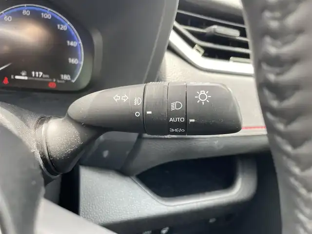トヨタ ＲＡＶ４ アドベンチャー オフロードPKGⅡ 福岡県 2022(令4)年 5.6万km グレーメタリック 前後純正ドラレコ/横滑り防止機能/レーンキープアシスト/衝突被害軽減システム/ブラインドスポットモニター/バックカメラ/ACC/ビルトイン2.0ETC/AppleCarPlay/純正ナビ/フルセグTV/Bluetooth/Typec充電４個/USB/１２Vソケット/純正フロアマット/純正AW/Dualエアコン/ステアリングヒーター/パワーシート/レザーシート/シートメモリー/シートヒーター/エアシート/100V充電/オートマチックハイビーム/ダウンヒルアシストコントロール/４WD