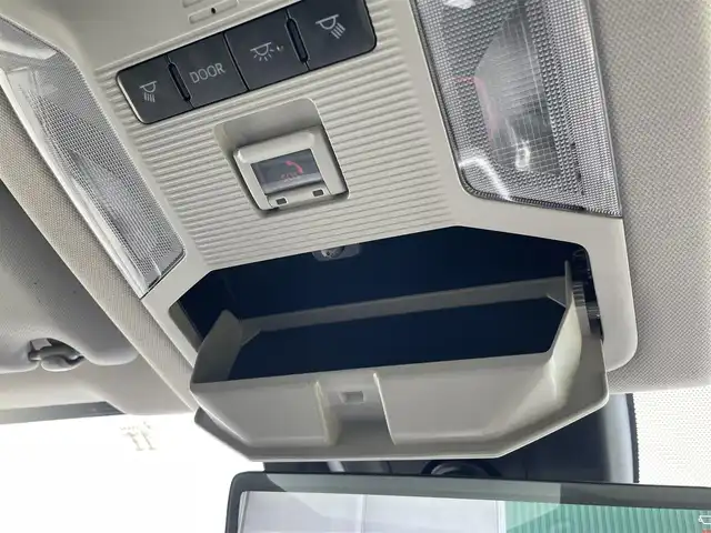トヨタ ＲＡＶ４ アドベンチャー オフロードPKGⅡ 福岡県 2022(令4)年 5.6万km グレーメタリック 前後純正ドラレコ/横滑り防止機能/レーンキープアシスト/衝突被害軽減システム/ブラインドスポットモニター/バックカメラ/ACC/ビルトイン2.0ETC/AppleCarPlay/純正ナビ/フルセグTV/Bluetooth/Typec充電４個/USB/１２Vソケット/純正フロアマット/純正AW/Dualエアコン/ステアリングヒーター/パワーシート/レザーシート/シートメモリー/シートヒーター/エアシート/100V充電/オートマチックハイビーム/ダウンヒルアシストコントロール/４WD