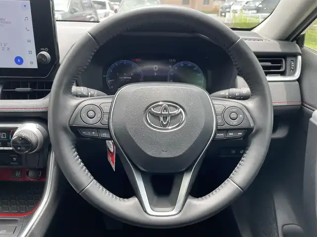 トヨタ ＲＡＶ４ アドベンチャー オフロードPKGⅡ 福岡県 2022(令4)年 5.6万km グレーメタリック 前後純正ドラレコ/横滑り防止機能/レーンキープアシスト/衝突被害軽減システム/ブラインドスポットモニター/バックカメラ/ACC/ビルトイン2.0ETC/AppleCarPlay/純正ナビ/フルセグTV/Bluetooth/Typec充電４個/USB/１２Vソケット/純正フロアマット/純正AW/Dualエアコン/ステアリングヒーター/パワーシート/レザーシート/シートメモリー/シートヒーター/エアシート/100V充電/オートマチックハイビーム/ダウンヒルアシストコントロール/４WD