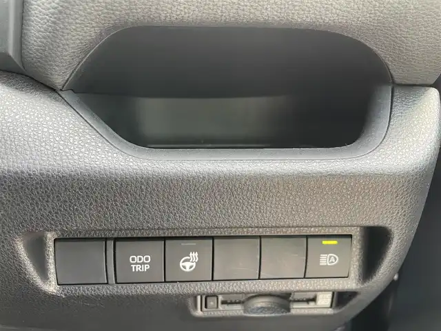 トヨタ ＲＡＶ４ アドベンチャー オフロードPKGⅡ 福岡県 2022(令4)年 5.6万km グレーメタリック 前後純正ドラレコ/横滑り防止機能/レーンキープアシスト/衝突被害軽減システム/ブラインドスポットモニター/バックカメラ/ACC/ビルトイン2.0ETC/AppleCarPlay/純正ナビ/フルセグTV/Bluetooth/Typec充電４個/USB/１２Vソケット/純正フロアマット/純正AW/Dualエアコン/ステアリングヒーター/パワーシート/レザーシート/シートメモリー/シートヒーター/エアシート/100V充電/オートマチックハイビーム/ダウンヒルアシストコントロール/４WD