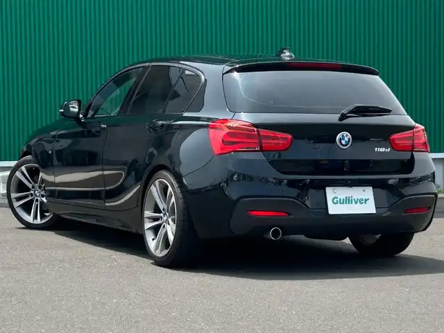 ＢＭＷ １１８ｄ Mスポーツ 宮城県 2018(平30)年 5.1万km サファイアブラックP Mスポーツ/コンフォートパッケージ/インテリジェントセーフティ/純正HDDナビ/【BT・USB】/バックカメラ/純正OP18インチAW/クルーズコントロール/D・Nシートヒーター/ステアリングスイッチ/アイドリングストップ/横滑り防止装置/レーンキープアシスト/コーナーセンサー/ウィンカーミラー/オートライト/LEDヘッドライト/LEDフォグライト/スマートキーX２/ETC