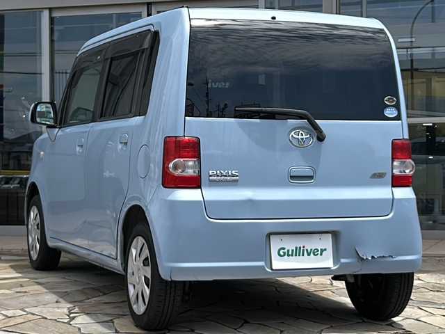トヨタ ピクシススペース X 静岡県 2011(平23)年 4.2万km ミストブルーマイカメタリック 社外ナビ/・FM/AM/・SD/・iPod/・TV/・USB/・Bluetooth/・MEMORY Music/・CD/DVD/主要装備/・純正フロアマット/・オートエアコン/・アイドリングストップ/・スマートキー/・電動格納ミラー/・ドアバイザー/・ＥＴＣ/・盗難防止装置/・マニュアルレベリング/・パワーウィンドウ(運転席オート)