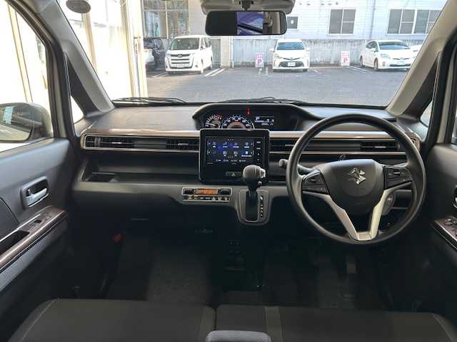 スズキ ワゴンＲ カスタムＺ HYBRID ZX 宮城県 2024(令6)年 1.1万km ピュアホワイトP ワンオーナー/4WD/社外メモリナビ/AM/FM/BT/AUX/フルセグTV/ステアリングスイッチ/純正夏タイヤ14インチ/前席シートヒーター/クルーズコントロール/レーンアシスト/コーナーセンサー/横滑り防止装置/衝突被害軽減システム