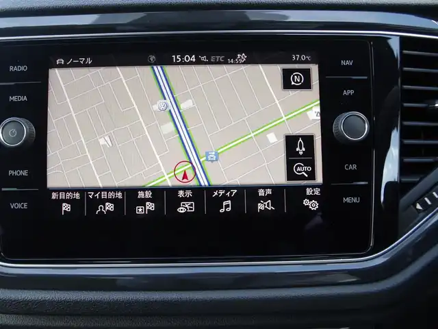フォルクスワーゲン Ｔ－ロック TDI スポーツ 香川県 2020(令2)年 4.2万km ピュアホワイト ワンオーナー/衝突軽減/レーンアシスト/ブラインドスポットモニター/純正ナビ/地デジ/BT/USB/カープレイ/バックカメラ/ドライブレコーダー/スマートキー/アイドリングストップ/ACC/ハーフレザーシート/パワーバックドア/純正18インチアルミ/F/Rコーナーセンサー/LEDヘッドライト