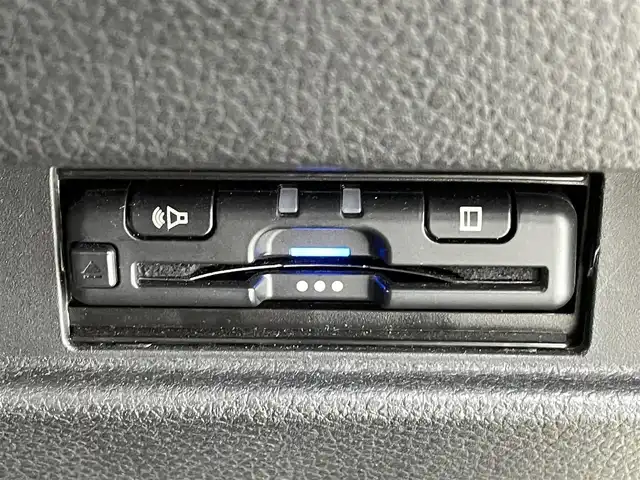 スズキ スペーシア HYBRID X 熊本県 2019(令1)年 5.1万km シフォンアイボリーM ナビAVIC-RZ802（ＣＤ・ＤＶＤ・フルセグ・ＢＴ・ＳＤ）/バックカメラ　/ビルトインＥＴＣ　/後ろのみクリアランスソナー　/衝突軽減ブレーキ　/レーンキープアシスト　/横滑り防止　/アイドリングストップ/運転席シートヒーター　/電動格納ミラー/純正フロアマット/オートライト/スマートキー/プッシュスタート/保証書　/取扱説明書