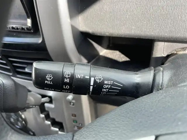 トヨタ ヴォクシー X Lエディション 千葉県 2011(平23)年 19.4万km シルバーM 社外７インチナビ/Ｂｌｕｅｔｏｏｔｈ/バックカメラ/ＥＴＣ/片側パワースライドドア/ＨＩＤヘッドライト/フロアマット/ドアバイザー
