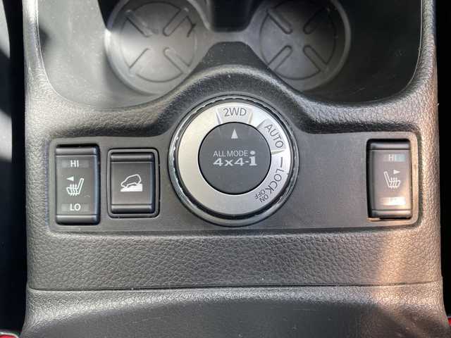 日産 エクストレイル 20X エマージェンシーブレーキ 愛知県 2015(平27)年 6.2万km バーニングレッド 純正ナビ/全方位カメラ/クルーズコントロール/シートヒーター/バックカメラ/LEDヘッドライト/純正アルミホイール/オートライト/衝突軽減システム/フルセグ/CD DVD/Bluetooth/ステアリングスイッチ/スマートキー/プッシュスタート