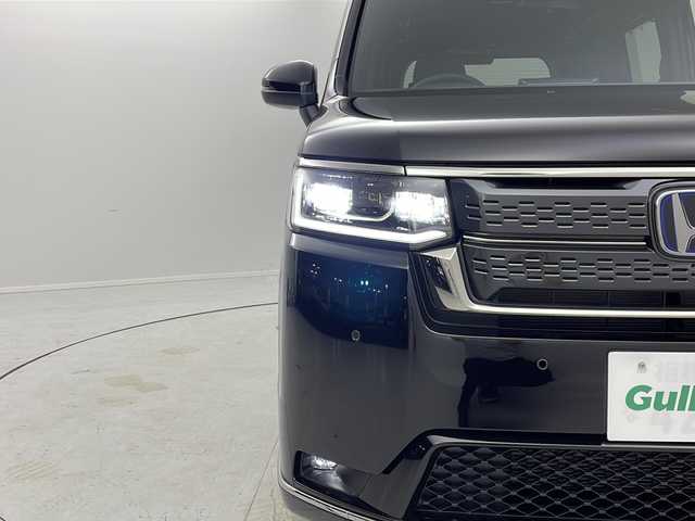 ホンダ ステップワゴン スパーダ eHEV 茨城県 2025(令7)年 0.1千km クリスタルブラックパール 登録済未使用車　純正１１型ナビ　フルセグＴＶ　バックモニター　両側電動スライドドア　追従クルコン　ＬＥＤライト　フォグランプ　シートヒーター　衝突被害軽減ブレーキ　１５．６型後席モニター　スマートキー