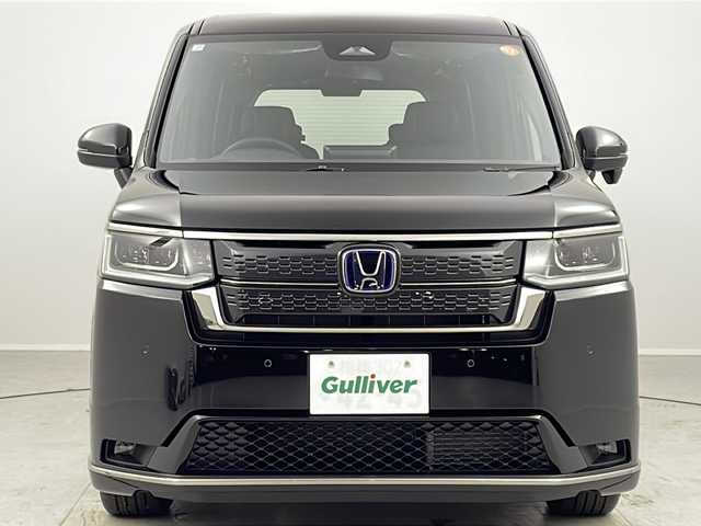 ホンダ ステップワゴン スパーダ eHEV 茨城県 2025(令7)年 0.1千km クリスタルブラックパール 登録済未使用車　純正１１型ナビ　フルセグＴＶ　バックモニター　両側電動スライドドア　追従クルコン　ＬＥＤライト　フォグランプ　シートヒーター　衝突被害軽減ブレーキ　１５．６型後席モニター　スマートキー