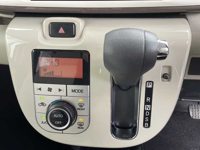 ダイハツ ムーヴ キャンバス X LTD メイクアップ SA Ⅲ 山形県 2018(平30)年 9.8万km パールホワイトⅢ/ナチュラルベージュマイカメタリック 2トーン 禁煙車/ワンオーナー/4WD/スマートアシスト/横滑り防止装置/後方コーナーセンサー/両側パワースライドドア/社外SDナビ/（Bluetooth/CD/DVD/フルセグ)/バックカメラ/オートライト/オートマチックハイビーム/フォグランプ/ステアリングスイッチ/ETC/純正ホイールキャップサマータイヤ(155/65/R14・6m)4本積載/電動格納ミラー/スマートキー×2/ドアバイザー