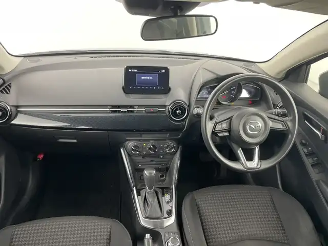 マツダ デミオ XD 愛知県 2018(平30)年 5.3万km ディープクリスタルブルーマイカ 禁煙車/ディーゼル/ターボ/純正7インチナビ/（AM/FM/Bluetooth/ワンセグTV/USB)/バックカメラ/i-ACTIVESENSE/・衝突軽減ブレーキ/・レーンキープアシスト/・オートマチックハイビーム/・パーキングセンサー/・ブラインドスポットモニター/ETC/アイドリングストップ/スマートキー/スペアキー1本/プッシュスタート/純正フロアマット/横滑り防止装置/電動格納ミラー