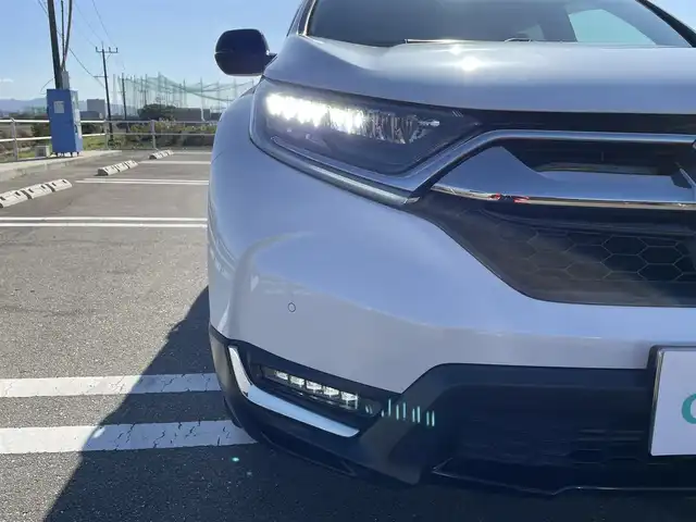 ホンダ ＣＲ－Ｖ EX・ブラックエディション 佐賀県 2021(令3)年 3.3万km プラチナホワイトパール ワンオーナー/サンルーフ/黒革シート/純正SDナビゲーション/・フルセグTV/CD/DVD/SD/USB/Bluetooth/バックカメラ/ビルトインETC2.0/パワーテールゲート/リバース連動ドアミラー/電子パーキングブレーキ/・BRAKE HOLD機能/DN席パワーシート(D席メモリー機能付)/全席シートヒーター/ISOFIX対応/パドルシフト/革巻きステアリング/ステアリングヒーター/ステアリングリモコン/フロントデアイサ機能/純正18インチアルミホイール/純正LEDヘッドライト/・オートマチックハイビーム/純正LEDフォグランプ/純正フロアマット/純正ドアバイザ―/新車保証書/取扱説明書/スペアキー１本/ホンダセンシング/・アダプティブクルーズコントロール/・衝突被害軽減ブレーキ/・先行車発進お知らせ機能/・路外逸脱抑制機能/・ブラインドスポットインフォメーション/・標識検知機能/・ドライバー注意力モニター
