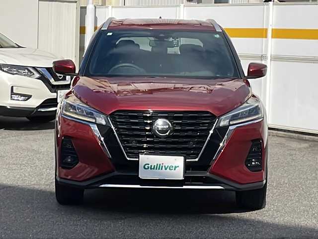 日産 キックス X 愛知県 2021(令3)年 1.6万km ラディアントレッド /ワンオーナー//プロパイロット//メモリナビ//フルセグ/CD/DVD/SD/USB/BT/ipod/FM/AM//バックカメラ//純正17AW//ルーフレール//プッシュスタート//革巻ステアリング//ステアリングスイッチ//黒ハーフレザーシート//LDW/LDP//ハンドル支援//エマージェンシーブレーキ//クリアランスソナー//コーナリングスタビリティアシスト//VDC//LEDオートライト//フォグ//オートリトラウィンカーミラー//ドライブモードセレクト//電動パーキング//ブレーキホールド//ETC//前後ドライブレコーダー//トノカバー//純正フロアマット//純正ドアバイザー//新車時保証書//取扱説明書//ディーラー整備記録簿R3.4.6.7//スマートキー//スマートスペアキー