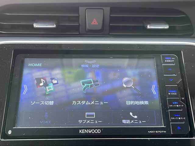 日産 キックス X 愛知県 2021(令3)年 1.6万km ラディアントレッド /ワンオーナー//プロパイロット//メモリナビ//フルセグ/CD/DVD/SD/USB/BT/ipod/FM/AM//バックカメラ//純正17AW//ルーフレール//プッシュスタート//革巻ステアリング//ステアリングスイッチ//黒ハーフレザーシート//LDW/LDP//ハンドル支援//エマージェンシーブレーキ//クリアランスソナー//コーナリングスタビリティアシスト//VDC//LEDオートライト//フォグ//オートリトラウィンカーミラー//ドライブモードセレクト//電動パーキング//ブレーキホールド//ETC//前後ドライブレコーダー//トノカバー//純正フロアマット//純正ドアバイザー//新車時保証書//取扱説明書//ディーラー整備記録簿R3.4.6.7//スマートキー//スマートスペアキー