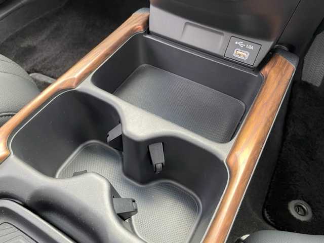 ホンダ ＣＲ－Ｖ EX・マスターピース 神奈川県 2020(令2)年 7万km クリスタルブラックパール 純正ナビ【VRU-215CVi】/・DTV/CD/DVD/BT	/バックカメラ/電動パノラミックサンルーフ								/ブラックレザーシート/前後席シートヒーター/前席パワーシート（D席メモリー付き）/ハンズフリーアクセスパワーテールゲート/ビルトインETC2.0/衝突軽減ブレーキ/路外逸脱抑制機能/車線維持支援システム/アダプティブクルーズコントロール/純正18インチアルミ/純正前後ドライブレコーダー									/パドルシフト付革巻きステアリング	/ステアリングヒーター		/プッシュEgスタート/ストップ/スマートキー×2/オートライト/オートマチックハイビーム/純正LEDヘッドライト/フォグランプ/ターンランプ付電動格納ドアミラー/ドアバイザー/純正フロアマット	/トノカバー	/取扱説明書/ナビ取扱説明書			/新車時保証書