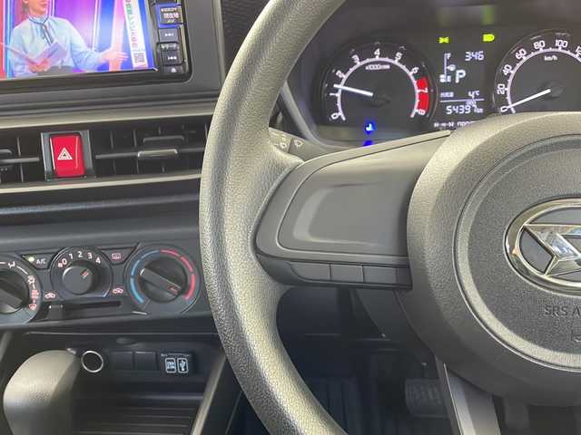 ダイハツ ロッキー L 宮城県 2020(令2)年 5.5万km ナチュラルベージュマイカM 禁煙車/スマートアシスト/・衝突回避支援ブレーキ機能/・車線逸脱警報機能/・オートハイビーム/・コーナーセンサー/純正7インチSDナビ/・BT/SD/CD/DVD/USB/フルセグTV/プッシュスタート/スマートキー/LEDヘッドライト/純正16インチホイールキャップ/社外ラバーフロアマット/ヘッドライトレベライザー/アイドリングストップ/横滑り防止装置/MT付きオートマチックシフト