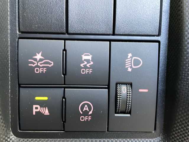 ダイハツ ロッキー L 宮城県 2020(令2)年 5.5万km ナチュラルベージュマイカM 禁煙車/スマートアシスト/・衝突回避支援ブレーキ機能/・車線逸脱警報機能/・オートハイビーム/・コーナーセンサー/純正7インチSDナビ/・BT/SD/CD/DVD/USB/フルセグTV/プッシュスタート/スマートキー/LEDヘッドライト/純正16インチホイールキャップ/社外ラバーフロアマット/ヘッドライトレベライザー/アイドリングストップ/横滑り防止装置/MT付きオートマチックシフト