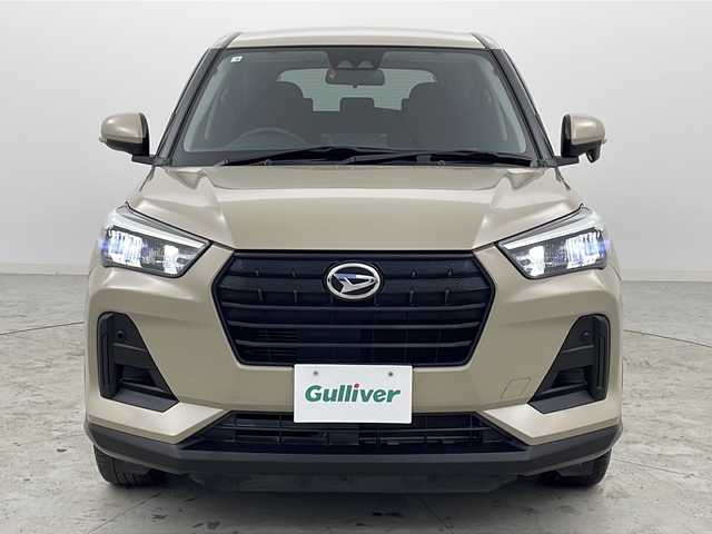 ダイハツ ロッキー L 宮城県 2020(令2)年 5.5万km ナチュラルベージュマイカM 禁煙車/スマートアシスト/・衝突回避支援ブレーキ機能/・車線逸脱警報機能/・オートハイビーム/・コーナーセンサー/純正7インチSDナビ/・BT/SD/CD/DVD/USB/フルセグTV/プッシュスタート/スマートキー/LEDヘッドライト/純正16インチホイールキャップ/社外ラバーフロアマット/ヘッドライトレベライザー/アイドリングストップ/横滑り防止装置/MT付きオートマチックシフト