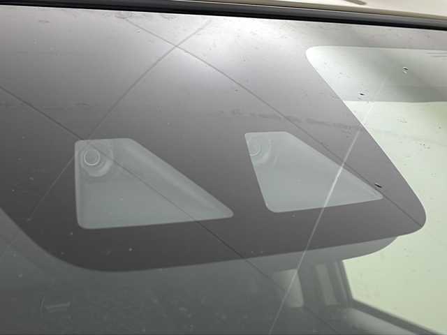 ダイハツ ロッキー L 宮城県 2020(令2)年 5.5万km ナチュラルベージュマイカM 禁煙車/スマートアシスト/・衝突回避支援ブレーキ機能/・車線逸脱警報機能/・オートハイビーム/・コーナーセンサー/純正7インチSDナビ/・BT/SD/CD/DVD/USB/フルセグTV/プッシュスタート/スマートキー/LEDヘッドライト/純正16インチホイールキャップ/社外ラバーフロアマット/ヘッドライトレベライザー/アイドリングストップ/横滑り防止装置/MT付きオートマチックシフト