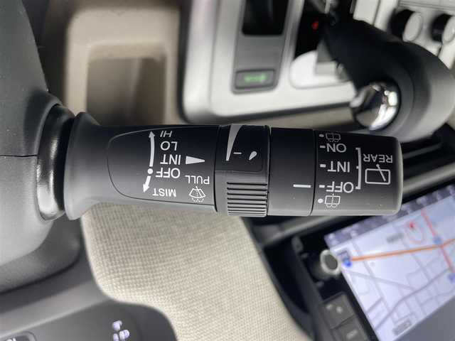 ホンダ フリード AIR 富山県 2025(令7)年 0.1万km未満 プラチナホワイトパール 4WD/純正9型ナビ（AM/FM/BT/USB/フルセグ）/バックカメラ/衝突被害軽減システム/レーダークルーズコントロール/レーンキープアシスト/コーナーセンサー/横滑り防止装置/オートLEDライト/オートマチックハイビーム/両側パワースライドドア/シートヒーター/スマートキー