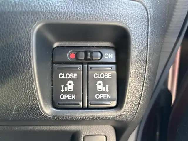 ホンダ Ｎ ＢＯＸ カスタム G ターボパッケージ 奈良県 2012(平24)年 11.6万km プレミアムディープロッソパール 純正ナビ　/ＴＶ　/BT/CD/DVD/SD/USB/iPod/バックカメラ　/両側パワースライドドア　/ＥＴＣ　/ＡＡＣ　/クルーズコントロール　/キセノンヘッドライト　/オートライト　/スマートキー　/パドルシフト　/１４インチアルミホイール　/ターボ付き/フォグライト