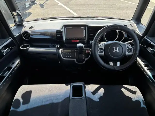 ホンダ Ｎ ＢＯＸ カスタム G ターボパッケージ 奈良県 2012(平24)年 11.6万km プレミアムディープロッソパール 純正ナビ　/ＴＶ　/BT/CD/DVD/SD/USB/iPod/バックカメラ　/両側パワースライドドア　/ＥＴＣ　/ＡＡＣ　/クルーズコントロール　/キセノンヘッドライト　/オートライト　/スマートキー　/パドルシフト　/１４インチアルミホイール　/ターボ付き/フォグライト