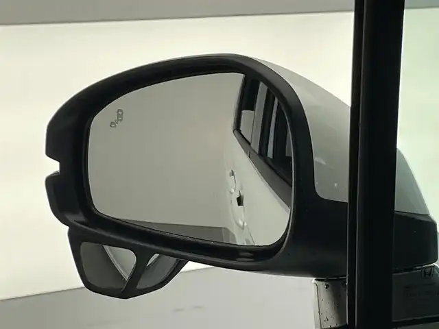 ホンダ フリード ハイブリット e:HEV AIR EX 愛知県 2025(令7)年 0.1万km未満 プラチナホワイトパール 登録済未使用車/バックカメラ/BSM/ホンダセンシング/レーダークルーズコントロール/オートハイビーム/踏み間違い防止機能/両側パワースライドドア/シートヒーター/ハーフレザーシート
