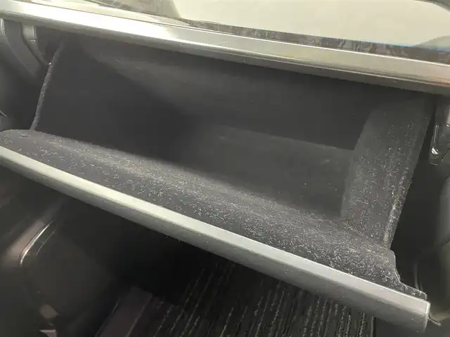 トヨタ ヴェルファイア Z Gエディション 富山県 2018(平30)年 2万km バーニングブラッククリスタルシャインガラスフレーク 純正10型ナビ（AM/FM/DVD/BT）/バックカメラ/純正12型後席モニター/両側パワースライドドア/パワーバックドア/ドライブレコーダー/ETC/レザーシート/D/N席パワーシート/D席メモリシート/シートヒーター/エアシート/ハンドルヒーター/衝突被害軽減システム/レーダークルーズコントロール/レーンキープアシスト/横滑り防止装置/純正アルミホイール/純正フロアマット/オートLEDライト/フォグライト/オートホールド付電子パーキング/ウッドコンビステアリング/ステアリングスイッチ/スマートキー