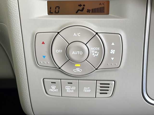 スズキ ラパン X 富山県 2023(令5)年 1.3万km テラコッタピンクメタリック/アーバンブラウン 2トーン 4WD/ワンオーナー/社外SDナビ（CN-HE02WD）/フルセグ/Bluetooth/バックカメラ/衝突被害軽減ブレーキ/レーンキープアシスト/コーナーセンサー/前席シートヒーター/ドライブレコーダー
